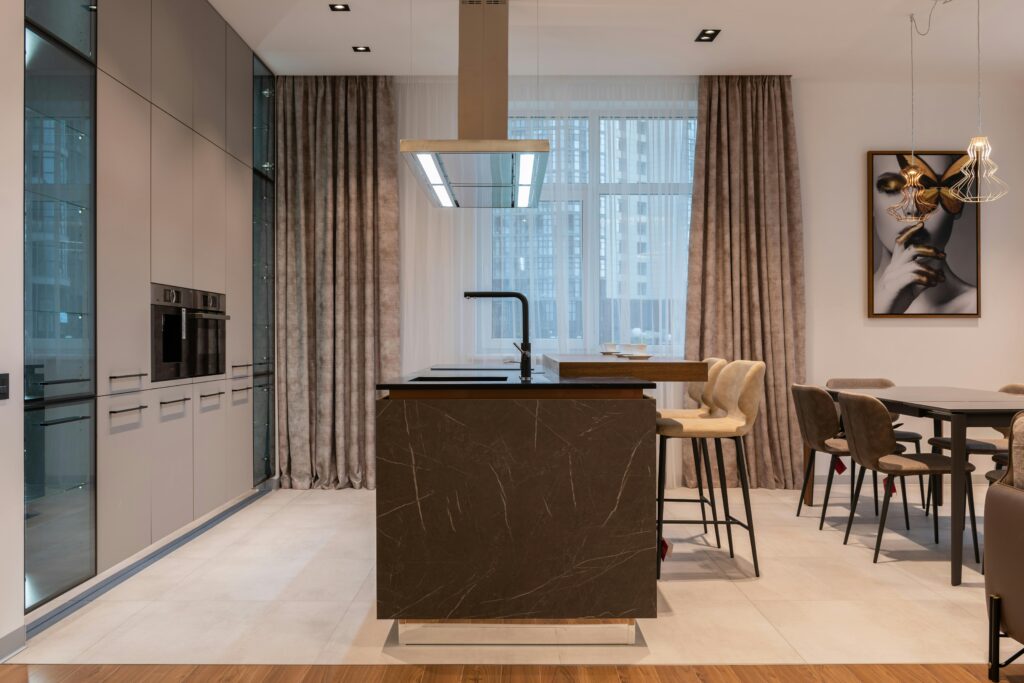 Experts' Guide on the Right Use of a Square Kitchen Island